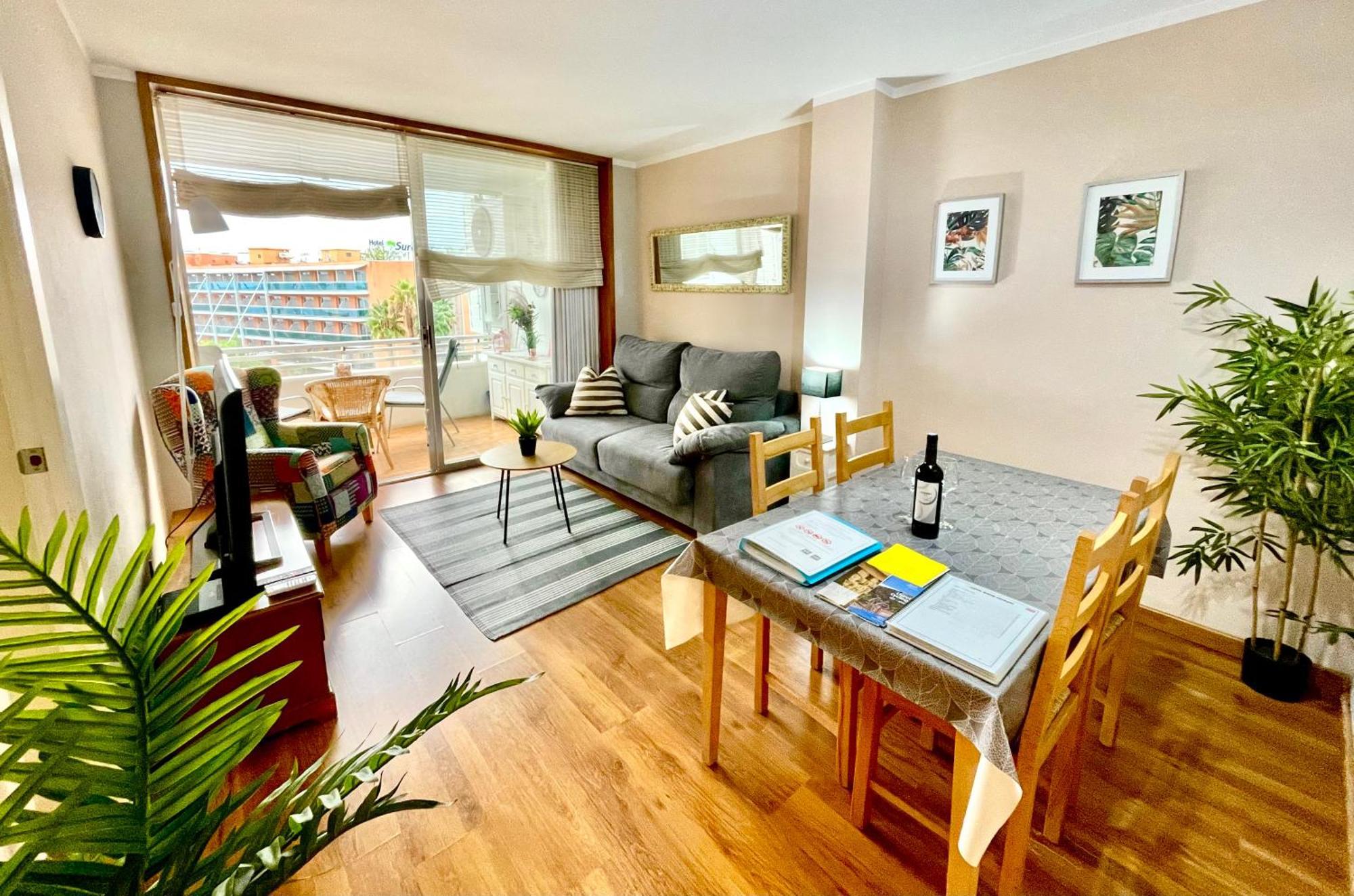 Seahomes Vacations, La Mer Bleue, Beach&Pool, Pk, Full Equipped In Fenals Beach Λορέτ Ντε Μαρ Εξωτερικό φωτογραφία